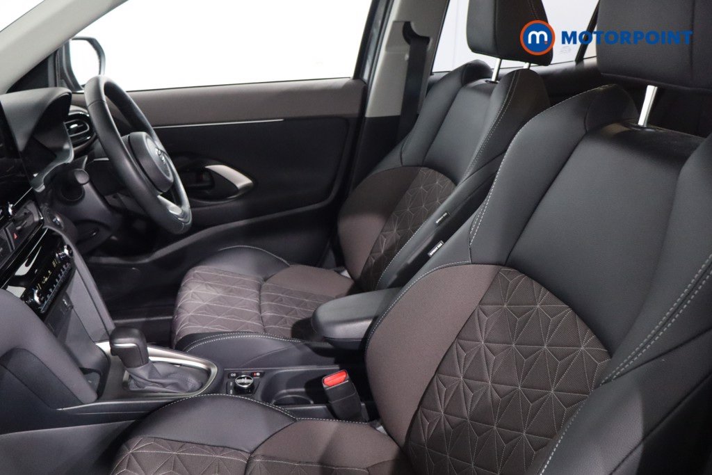 Toyota Yaris Cross Excel Automatic Petrol-Electric Hybrid Estate - Stock Number (1620049) - 4th supplementary image