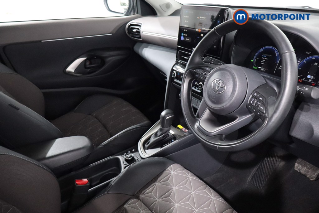 Toyota Yaris Cross Excel Automatic Petrol-Electric Hybrid Estate - Stock Number (1620049) - 25th supplementary image