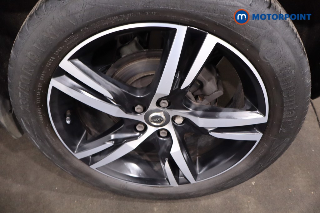 Volvo Xc40 R Design Manual Petrol SUV - Stock Number (1620163) - 12th supplementary image