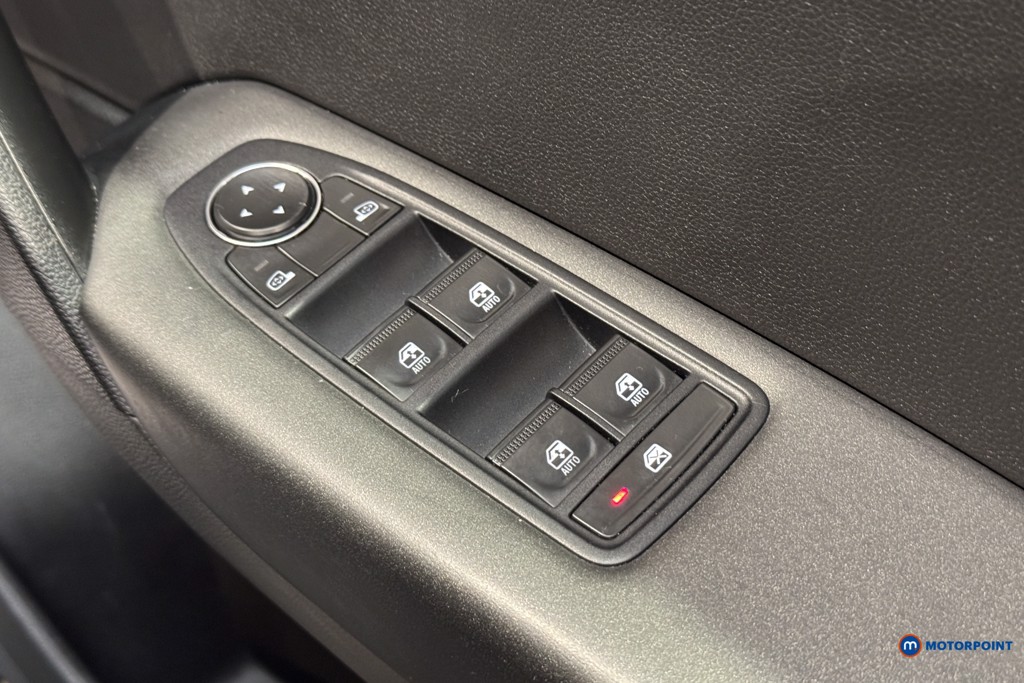 Renault Captur Iconic Edition Automatic Petrol-Electric Hybrid SUV - Stock Number (1620620) - 13th supplementary image