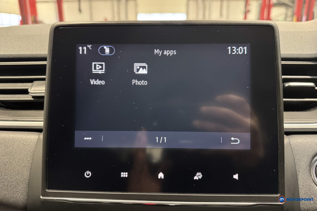 Renault Captur Iconic Edition Automatic Petrol-Electric Hybrid SUV - Stock Number (1620620) - 26th supplementary image