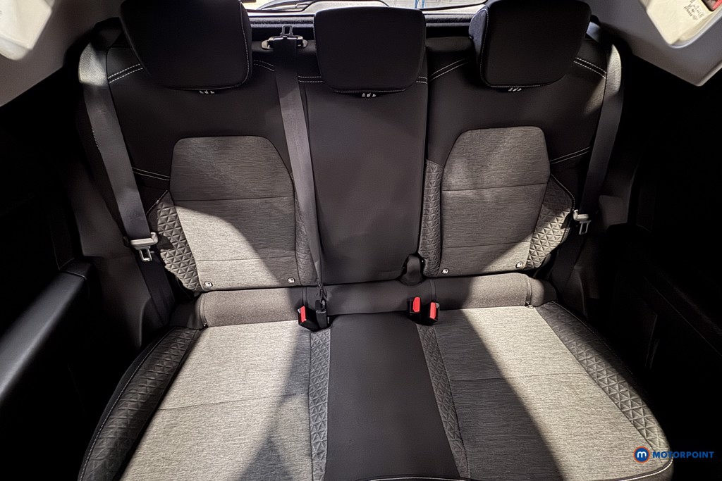 Renault Captur Iconic Edition Automatic Petrol-Electric Hybrid SUV - Stock Number (1620620) - 31st supplementary image