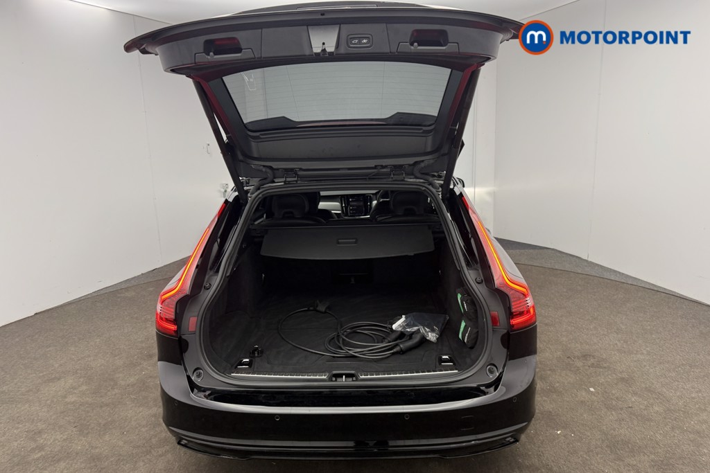 Volvo V90 R Design Automatic Petrol Plug-In Hybrid Estate - Stock Number (1561044) - 11th supplementary image