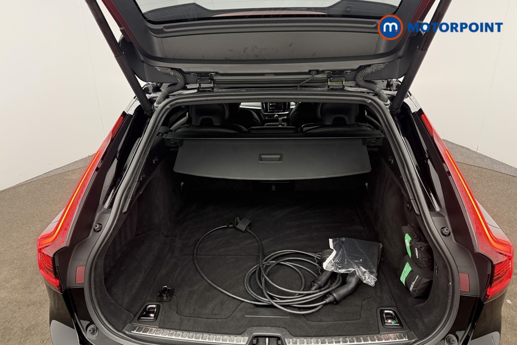 Volvo V90 R Design Automatic Petrol Plug-In Hybrid Estate - Stock Number (1561044) - 12th supplementary image