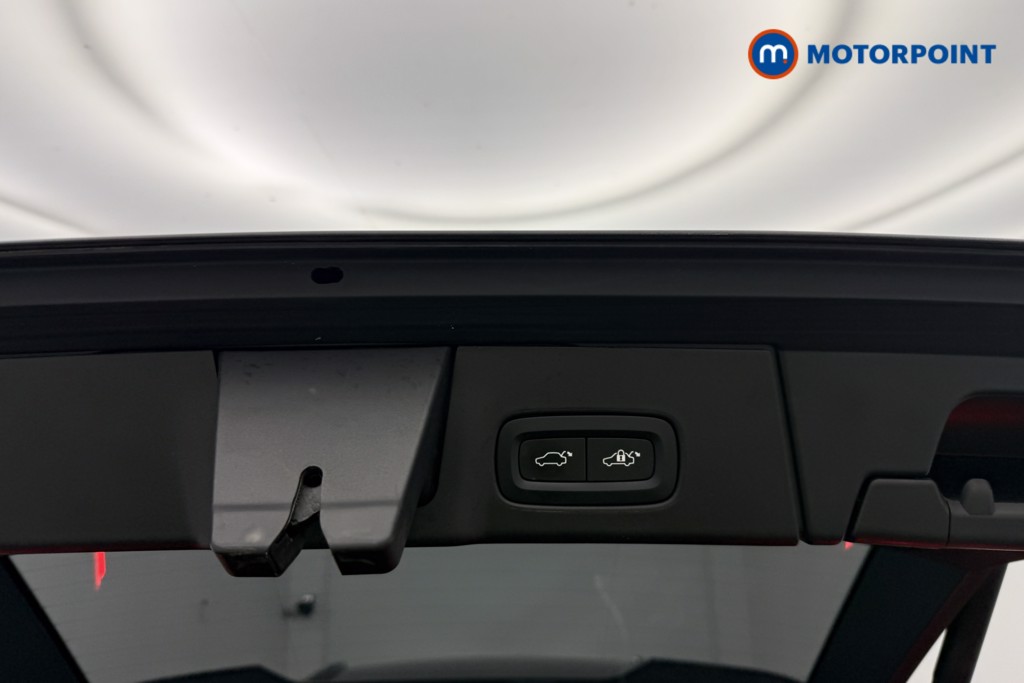 Volvo V90 R Design Automatic Petrol Plug-In Hybrid Estate - Stock Number (1561044) - 13th supplementary image