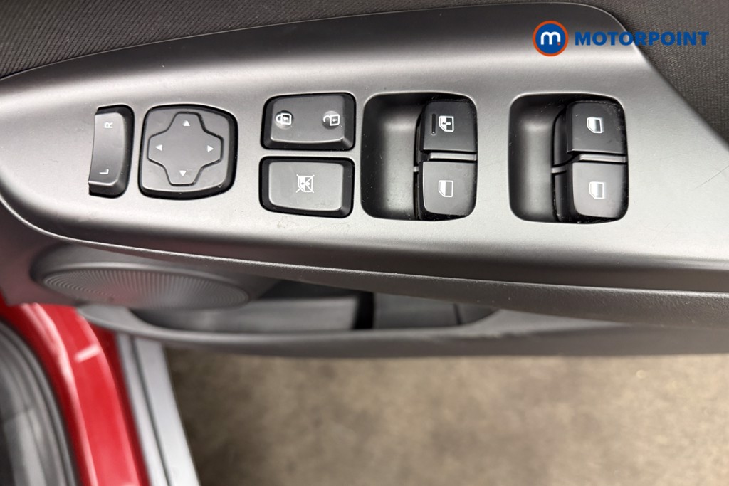 Hyundai Kona Premium Manual Petrol SUV - Stock Number (1604677) - 16th supplementary image