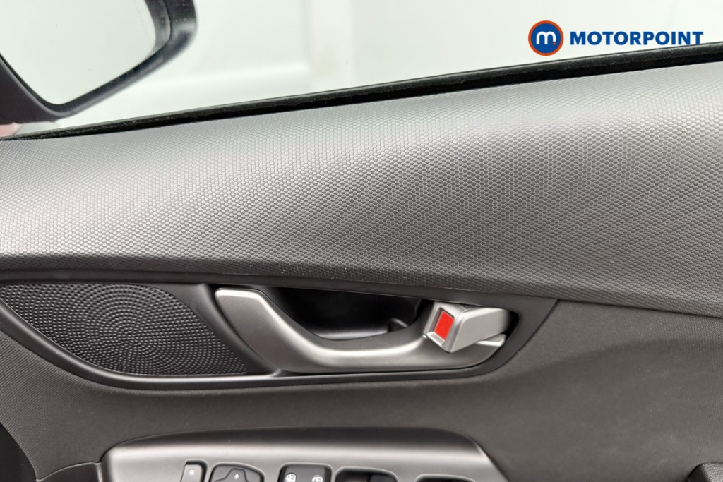 Hyundai Kona Premium Manual Petrol SUV - Stock Number (1604677) - 17th supplementary image