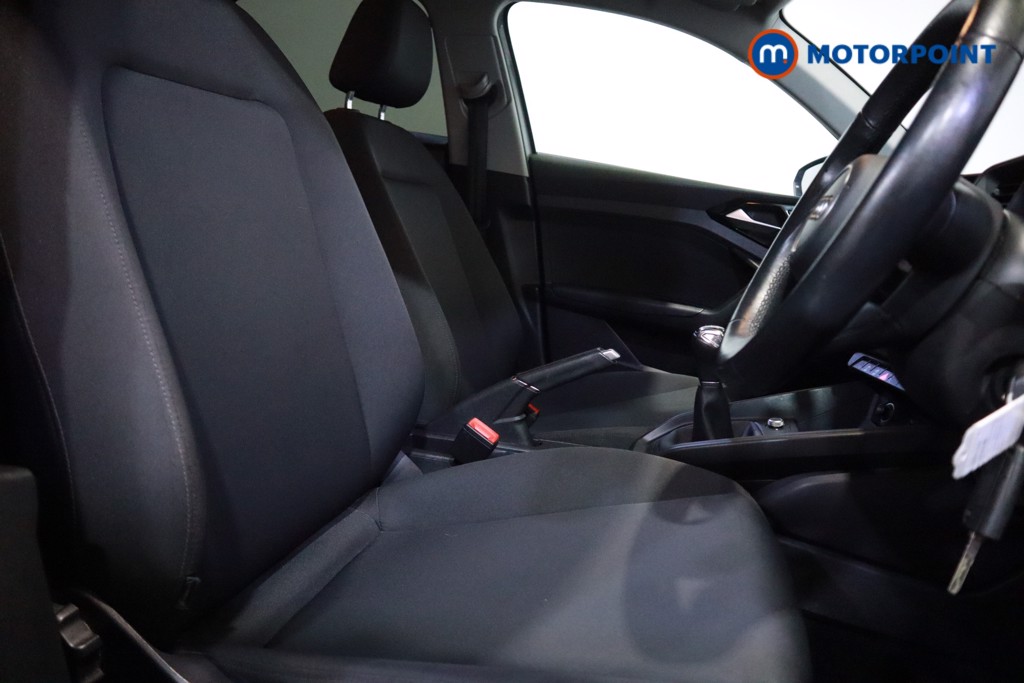 Audi A1 Technik Manual Petrol Hatchback - Stock Number (1605330) - 5th supplementary image