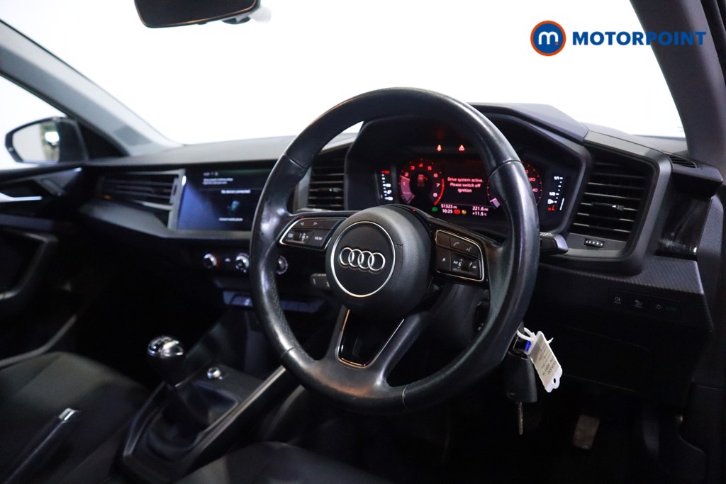 Audi A1 Technik Manual Petrol Hatchback - Stock Number (1605330) - 1st supplementary image