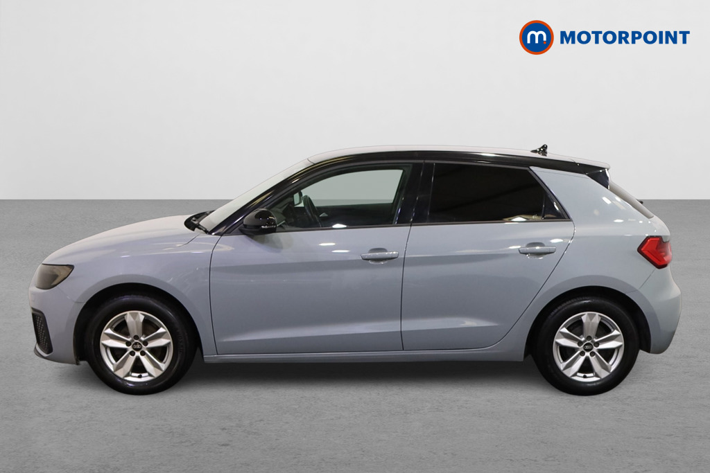 Audi A1 Technik Manual Petrol Hatchback - Stock Number (1605330) - Passenger side