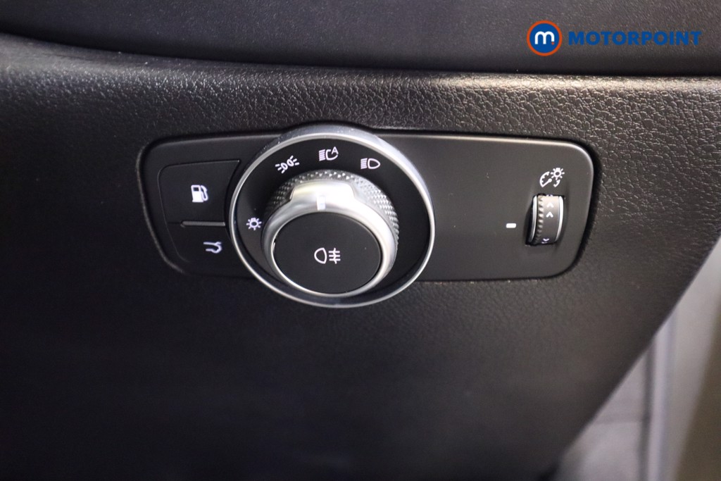 Alfa Romeo Tonale Veloce Automatic Petrol Plug-In Hybrid SUV - Stock Number (1607741) - 16th supplementary image