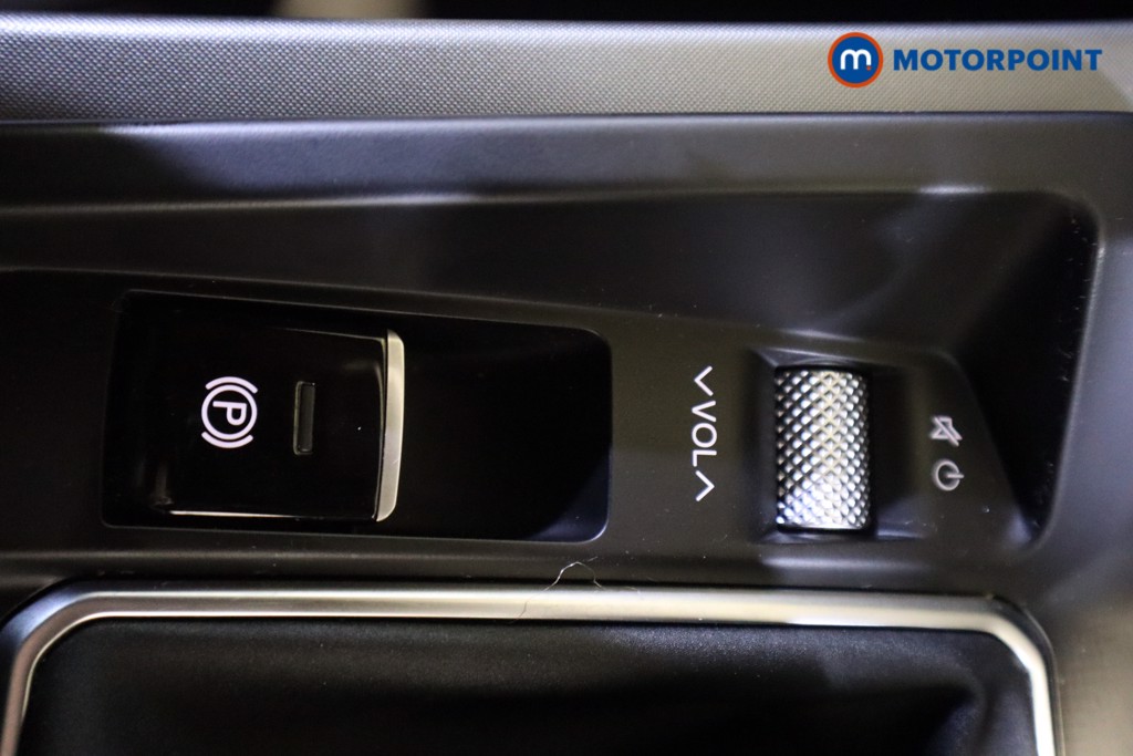 Alfa Romeo Tonale Veloce Automatic Petrol Plug-In Hybrid SUV - Stock Number (1607741) - 23rd supplementary image