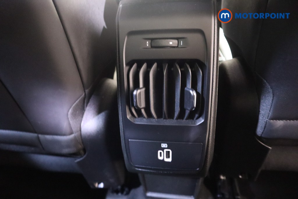 Alfa Romeo Tonale Veloce Automatic Petrol Plug-In Hybrid SUV - Stock Number (1607741) - 30th supplementary image