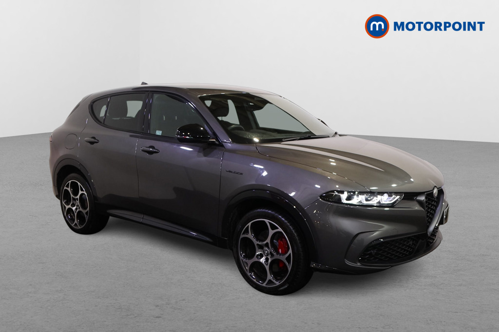 Alfa Romeo Tonale Veloce Automatic Petrol Plug-In Hybrid SUV - Stock Number (1607741) - Drivers side front corner