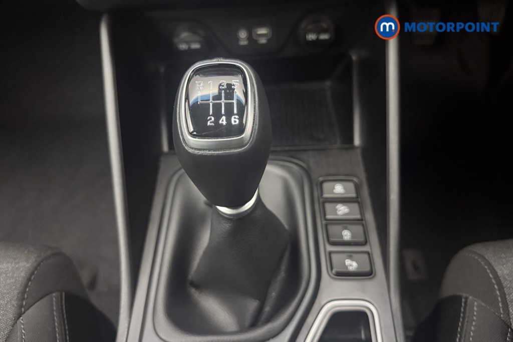 Hyundai Tucson Se Nav Manual Diesel SUV - Stock Number (1609354) - 6th supplementary image