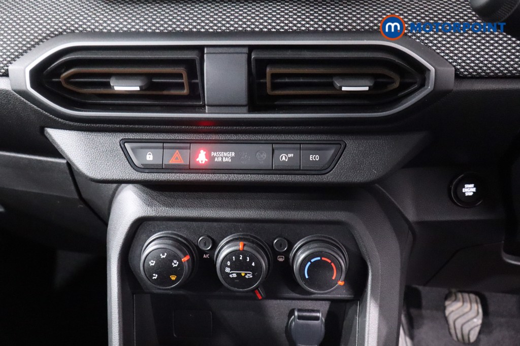 Dacia Sandero Stepway Expression Manual Petrol Hatchback - Stock Number (1610210) - 19th supplementary image