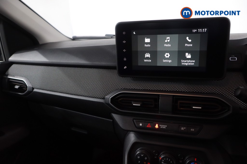 Dacia Sandero Stepway Expression Manual Petrol Hatchback - Stock Number (1610228) - 17th supplementary image