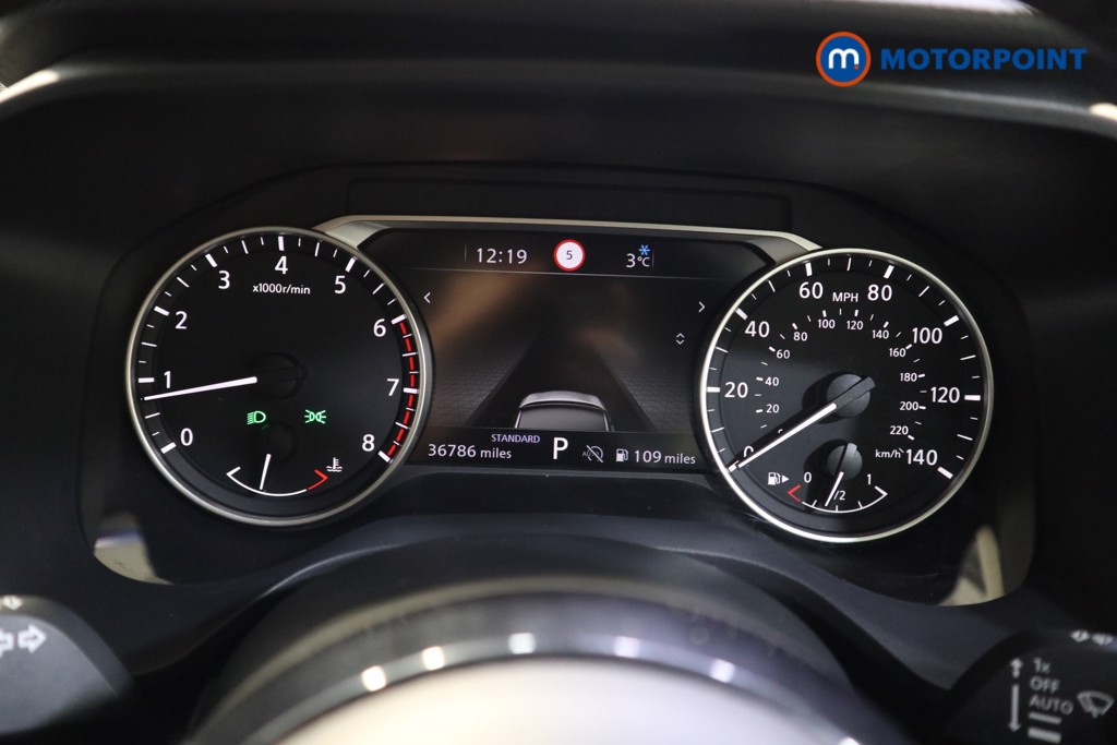 Nissan Qashqai Acenta Premium Automatic Petrol SUV - Stock Number (1610453) - 5th supplementary image