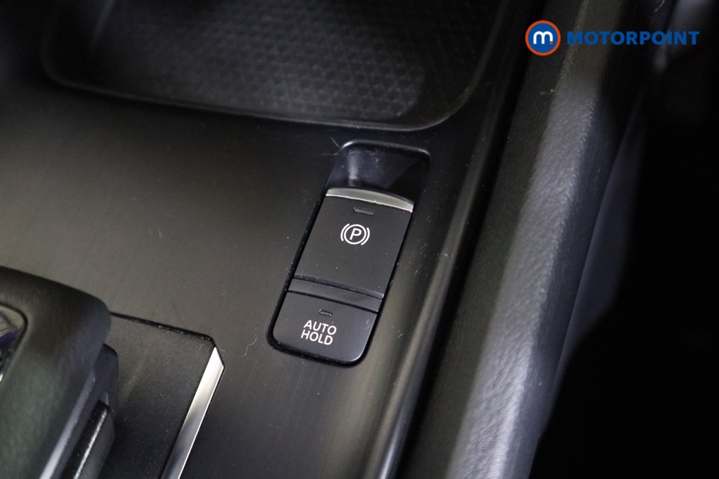 Nissan Qashqai Acenta Premium Automatic Petrol SUV - Stock Number (1610453) - 9th supplementary image