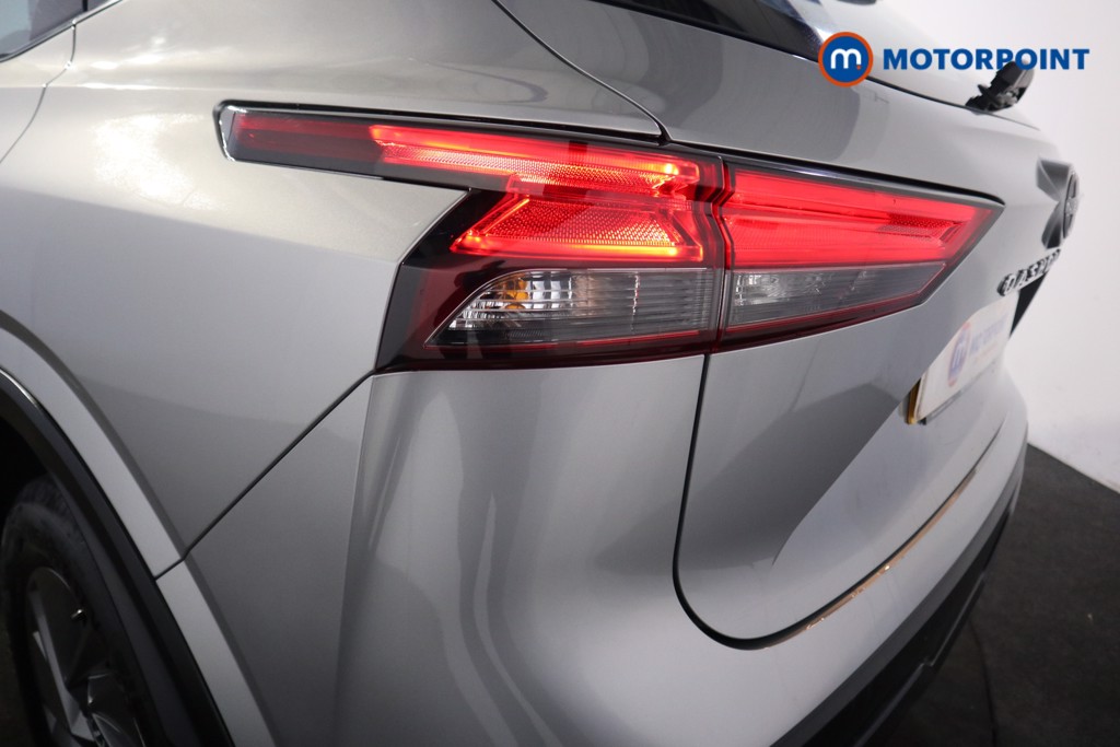 Nissan Qashqai Acenta Premium Automatic Petrol SUV - Stock Number (1610453) - 27th supplementary image