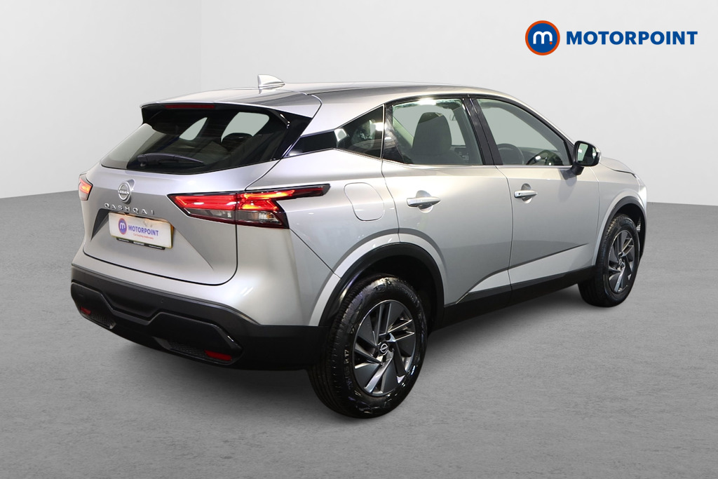 Nissan Qashqai Acenta Premium Automatic Petrol SUV - Stock Number (1610453) - Drivers side rear corner