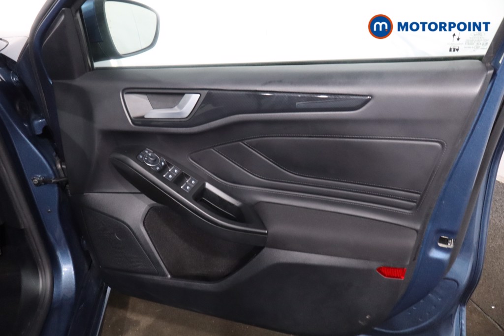 Ford Focus St-Line Manual Petrol Hatchback - Stock Number (1612705) - 23rd supplementary image