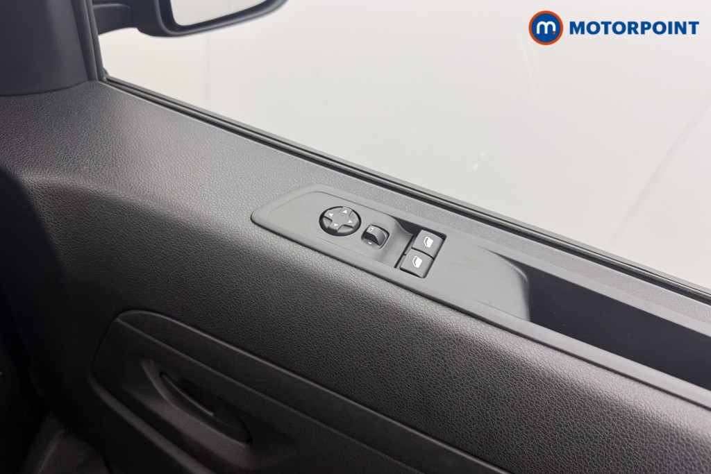 Peugeot Expert Professional Manual Diesel Panel Van - Stock Number (1613743) - 7th supplementary image
