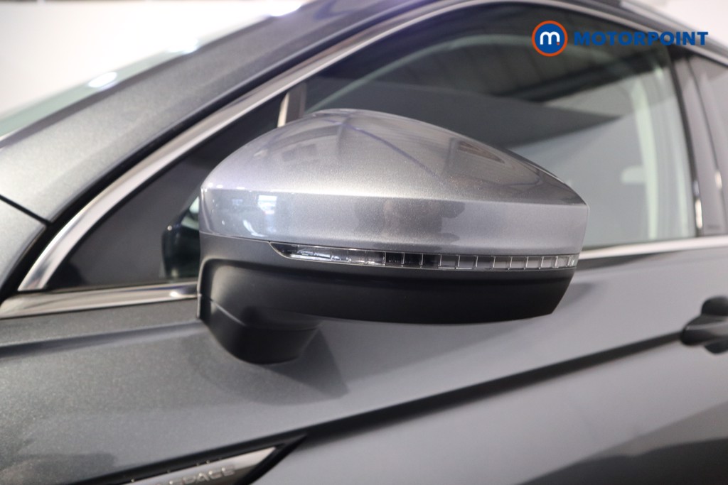 Volkswagen Tiguan Allspace Life Automatic Petrol SUV - Stock Number (1614976) - 37th supplementary image