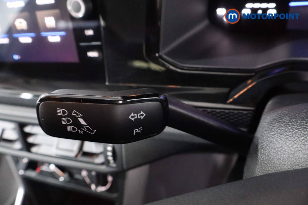 Volkswagen Polo Life Manual Petrol Hatchback - Stock Number (1615190) - 14th supplementary image