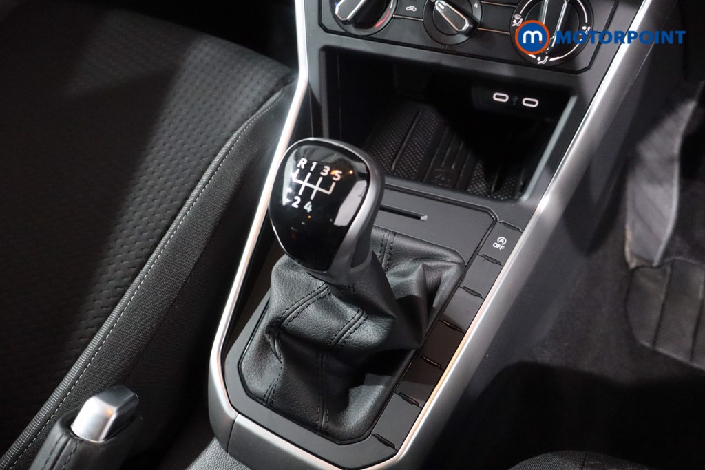 Volkswagen Polo Life Manual Petrol Hatchback - Stock Number (1615190) - 19th supplementary image