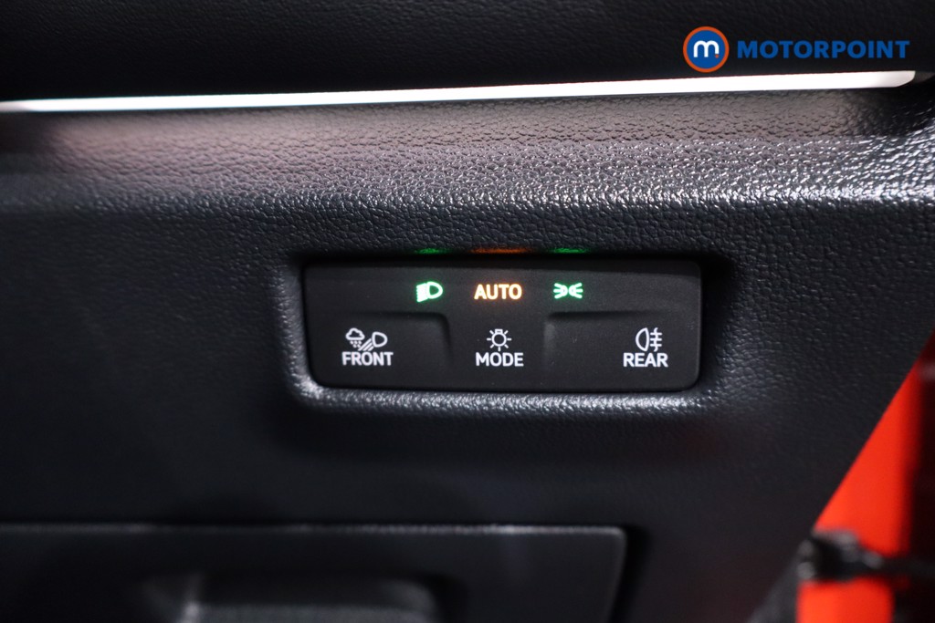 Volkswagen Tiguan R-Line Automatic Diesel SUV - Stock Number (1615294) - 17th supplementary image