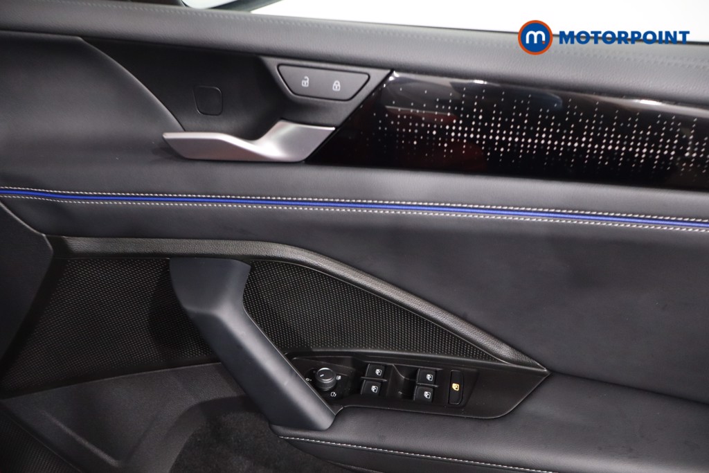 Volkswagen Tiguan R-Line Automatic Diesel SUV - Stock Number (1615294) - 24th supplementary image