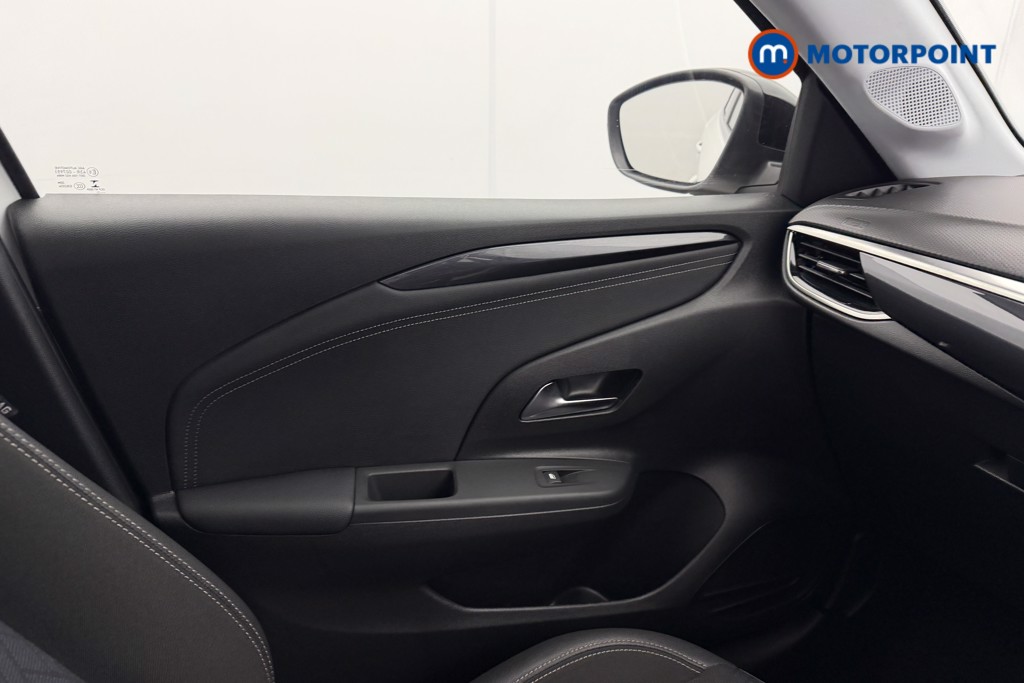 Vauxhall Corsa Elite Edition Manual Petrol Hatchback - Stock Number (1615586) - 10th supplementary image