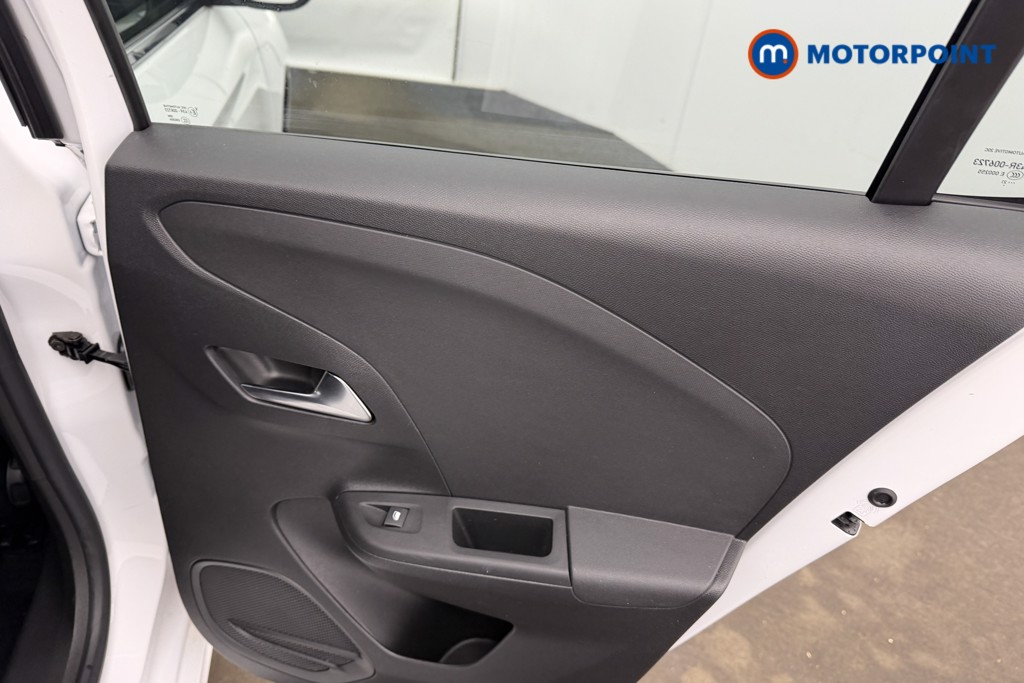 Vauxhall Corsa Elite Edition Manual Petrol Hatchback - Stock Number (1615586) - 16th supplementary image