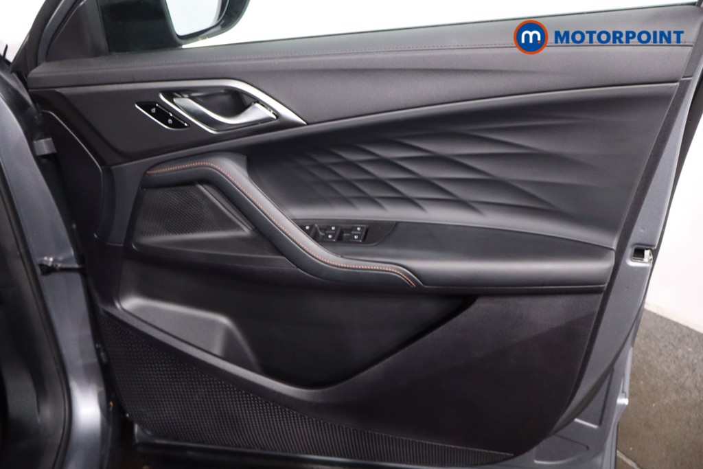 Mg Motor Uk HS SE Automatic Petrol-Electric Hybrid SUV - Stock Number (1616047) - 23rd supplementary image