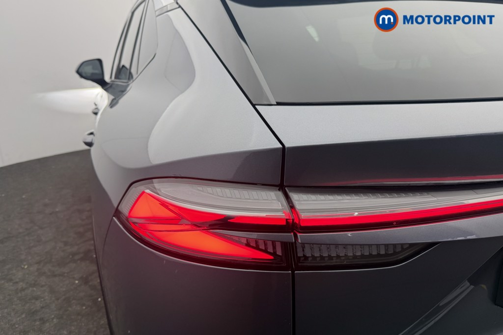 Mg Motor Uk HS SE Automatic Petrol-Electric Hybrid SUV - Stock Number (1616662) - 14th supplementary image