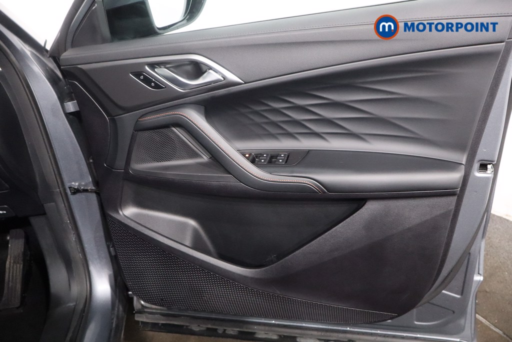 Mg Motor Uk HS SE Automatic Petrol-Electric Hybrid SUV - Stock Number (1616692) - 25th supplementary image