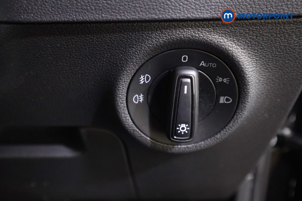 Skoda Karoq Se Technology Manual Petrol SUV - Stock Number (1616845) - 11th supplementary image