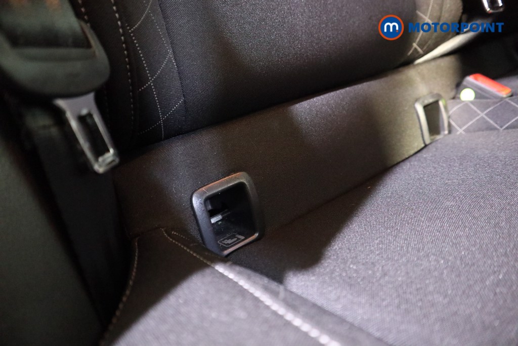 Skoda Karoq Se Technology Manual Petrol SUV - Stock Number (1616845) - 16th supplementary image