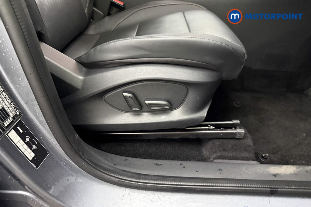 Mg Motor Uk ZS Trophy Automatic Petrol-Electric Hybrid SUV - Stock Number (1616853) - 19th supplementary image