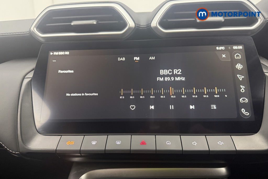 Mg Motor Uk ZS Trophy Automatic Petrol-Electric Hybrid SUV - Stock Number (1616856) - 4th supplementary image