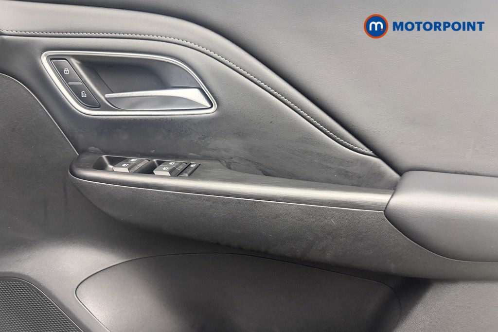 Mg Motor Uk ZS Trophy Automatic Petrol-Electric Hybrid SUV - Stock Number (1616856) - 19th supplementary image