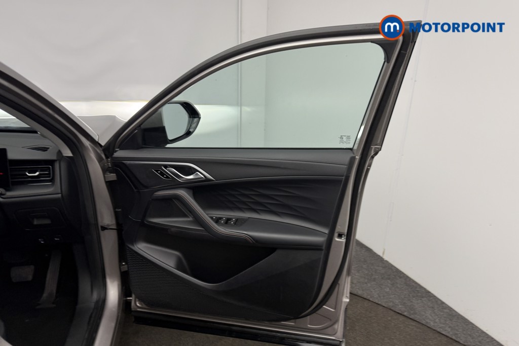 Mg Motor Uk HS Trophy Automatic Petrol-Electric Hybrid SUV - Stock Number (1616893) - 21st supplementary image