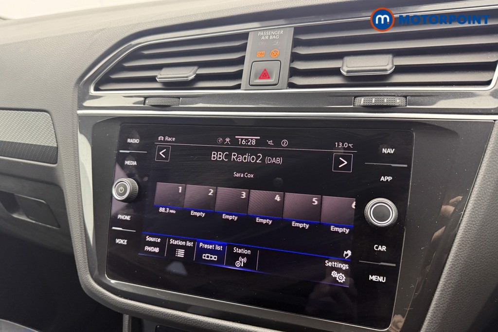 Volkswagen Tiguan R Automatic Petrol SUV - Stock Number (1617258) - 3rd supplementary image