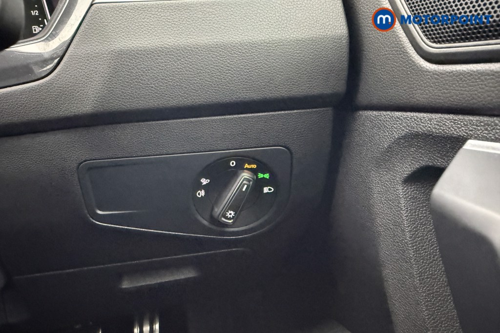 Volkswagen Tiguan R Automatic Petrol SUV - Stock Number (1617258) - 11th supplementary image