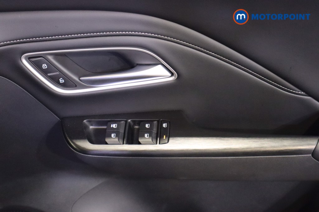 Mg Motor Uk ZS Trophy Automatic Petrol-Electric Hybrid SUV - Stock Number (1617584) - 14th supplementary image