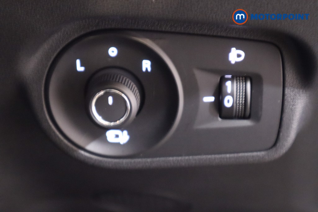 Mg Motor Uk ZS Trophy Automatic Petrol-Electric Hybrid SUV - Stock Number (1617584) - 16th supplementary image