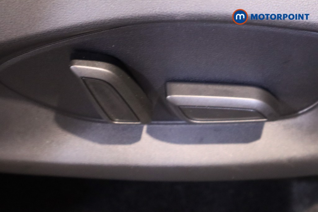 Mg Motor Uk ZS Trophy Automatic Petrol-Electric Hybrid SUV - Stock Number (1617584) - 17th supplementary image