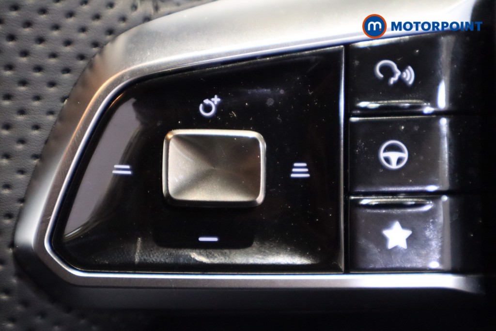 Mg Motor Uk ZS Trophy Automatic Petrol-Electric Hybrid SUV - Stock Number (1617584) - 19th supplementary image