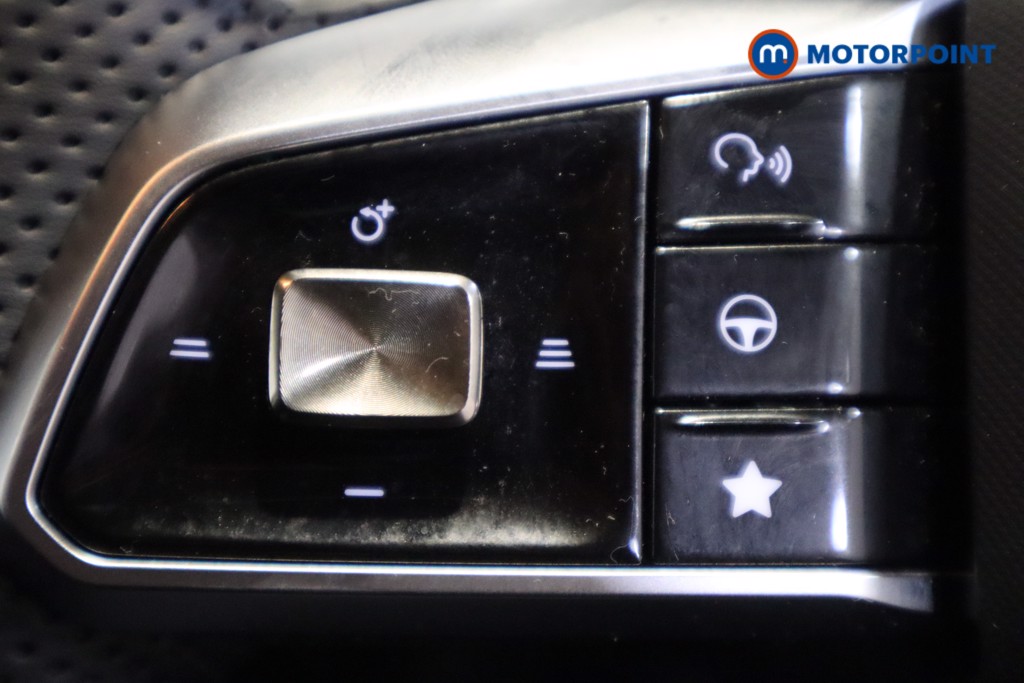 Mg Motor Uk ZS Trophy Automatic Petrol-Electric Hybrid SUV - Stock Number (1617692) - 19th supplementary image